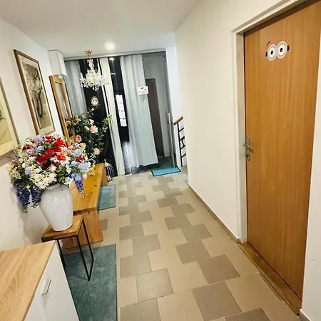 Kapsle Apartment *